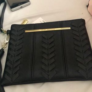 Steve Madden wristlet